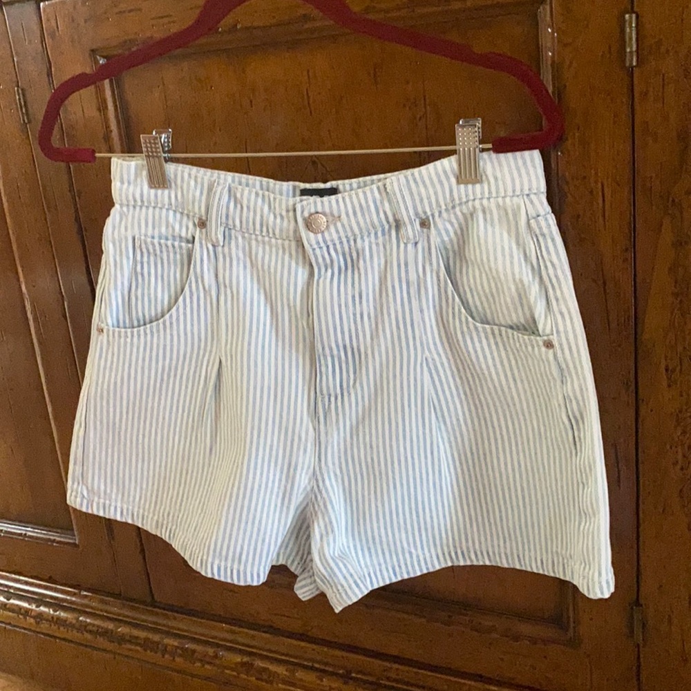 BDG Urban Outfitters jean shorts barely worn